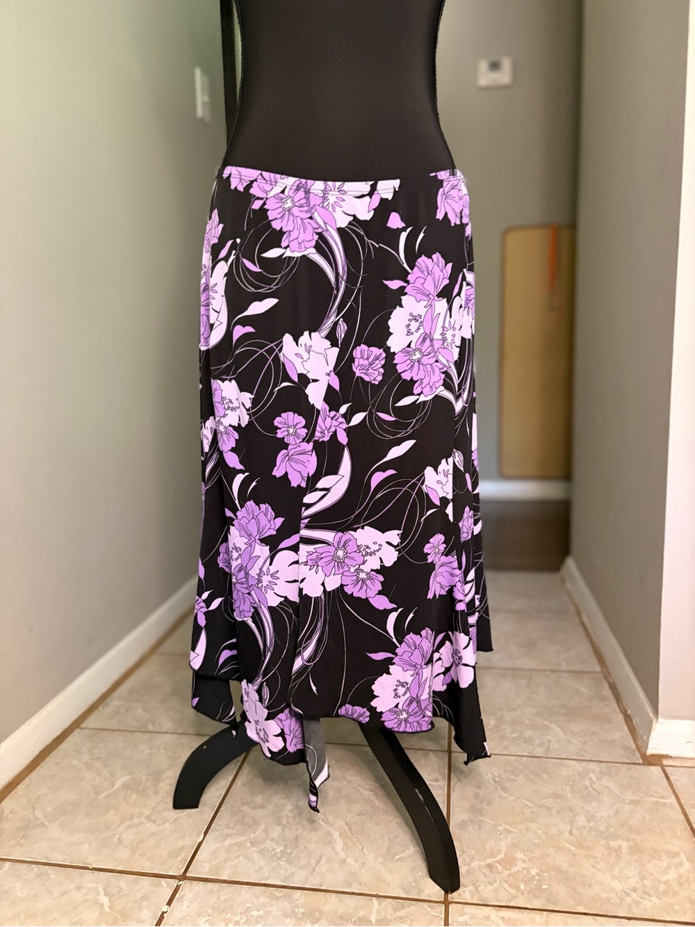 Fashion Bug Black & Lavender Floral Handkerchief-Hem Midi Skirt